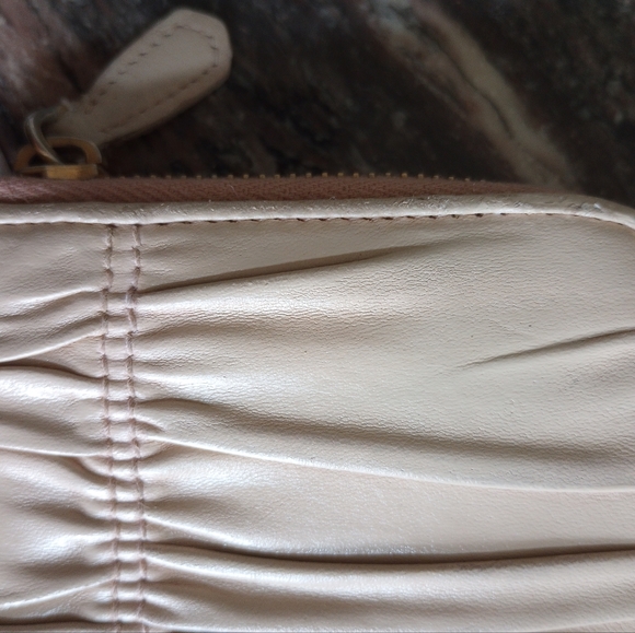 Prada zippy wallet - Picture 8 of 8